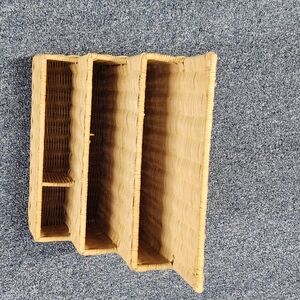 Organization Bin for wall. Separate Bills, Tasks, Mail Etc